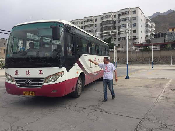 做到兩點(diǎn)，輕松考試，順利拿證
